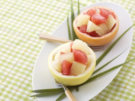 Fresh-dessert-with-fruits