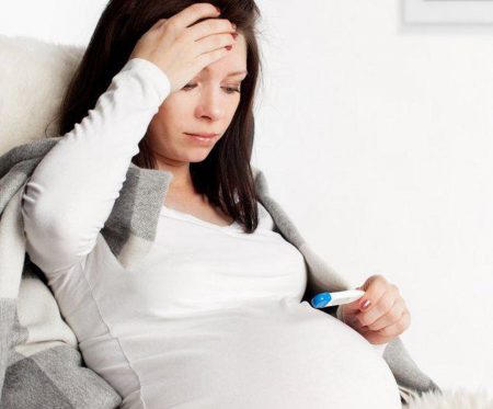 Как лечиться беременной женщине при простуде 